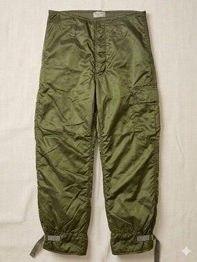 KING POINT MFG. Men’s Vintage Military Extreme Cold Weather Quilted Trousers
